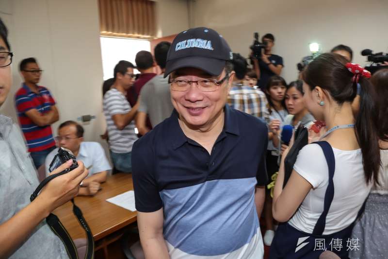 北檢獲報調查前立法委員蔡正元疑涉侵吞中影減資款,今天約談蔡正元夫妻等10人;蔡正元夫妻晚間到北檢接受複訊,目前仍在訊問中。(資料照片,顏麟宇攝)