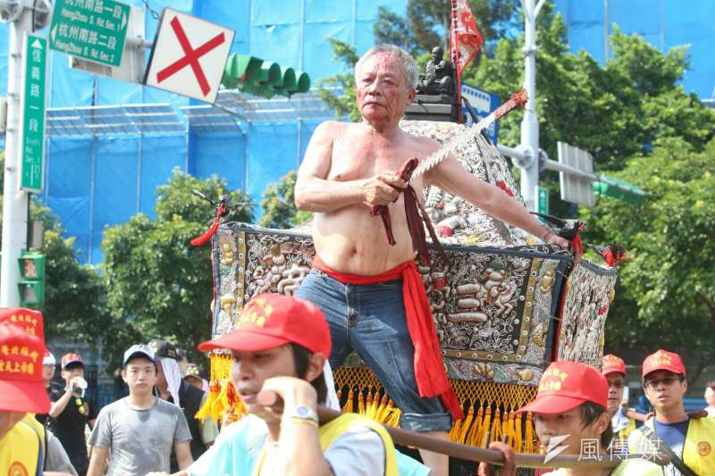 2017-07-23--「史上最大科,眾神上凱道」遊行,上百轎班於凱道繞境-陳明仁攝 2017-07-23--「史上最大科,眾神上凱道」遊行,上百轎班於凱道繞境-陳明仁攝