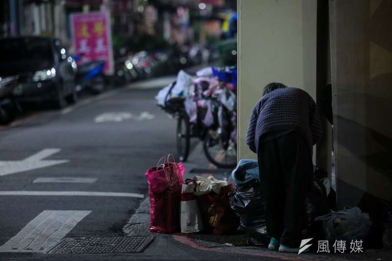 20171227-新北市街友遊民專題配圖,三重區街友遊民。(顏麟宇攝) 20171227-新北市街友遊民專題配圖,三重區街友遊民。(顏麟宇攝)