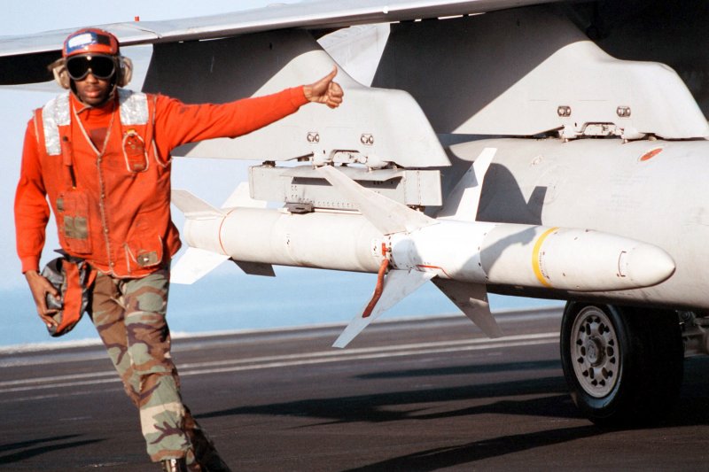 AGM-88_HARM飛彈。(取自維基百科,U.S. Navy Photo攝/CC BY 4.0) AGM-88_HARM飛彈。(取自維基百科,U.S. Navy Photo攝/CC BY 4.0)
