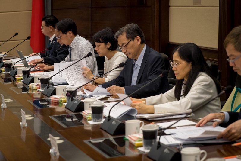 法庭直播是司法改革的重要議題之一。圖為司法改革國是會議籌備委員會第六次籌備委員會議(總統府)