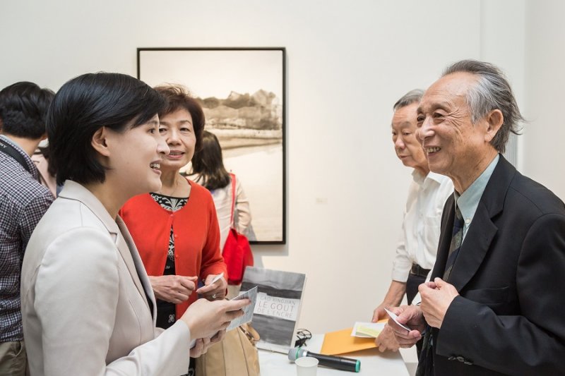 訪台藝術家高行健及文化部長鄭麗君(亞洲藝術中心) 訪台藝術家高行健及文化部長鄭麗君(亞洲藝術中心)