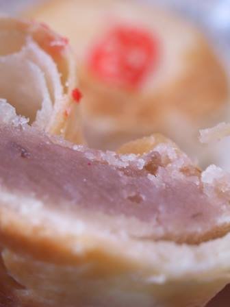 中秋限定的芋沙餅。(圖/彰化小食記@facebook) 中秋限定的芋沙餅。(圖/彰化小食記@facebook)