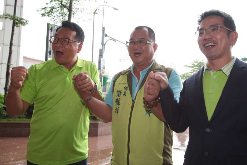 20171012-立委陳歐珀、冬山鄉長謝燦輝、宜蘭市長江聰淵12日出席民進黨宜蘭市長提名徵詢作業,首波協調會。(顏麟宇攝) 20171012-立委陳歐珀、冬山鄉長謝燦輝、宜蘭市長江聰淵12日出席民進黨宜蘭市長提名徵詢作業,首波協調會。(顏麟宇攝)