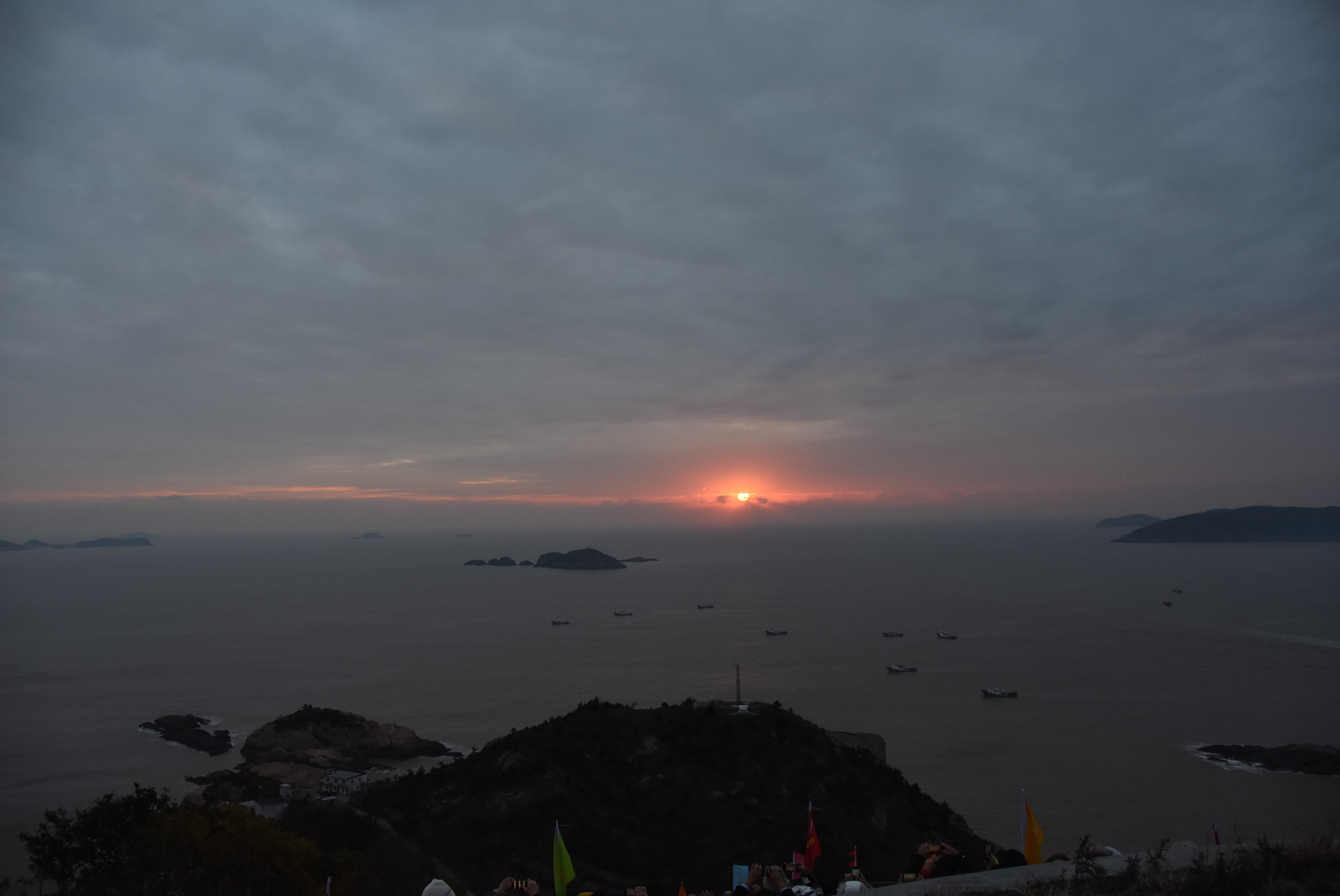 在浙江溫嶺市石塘鎮拍攝的日出。(新華社) 在浙江溫嶺市石塘鎮拍攝的日出。(新華社)