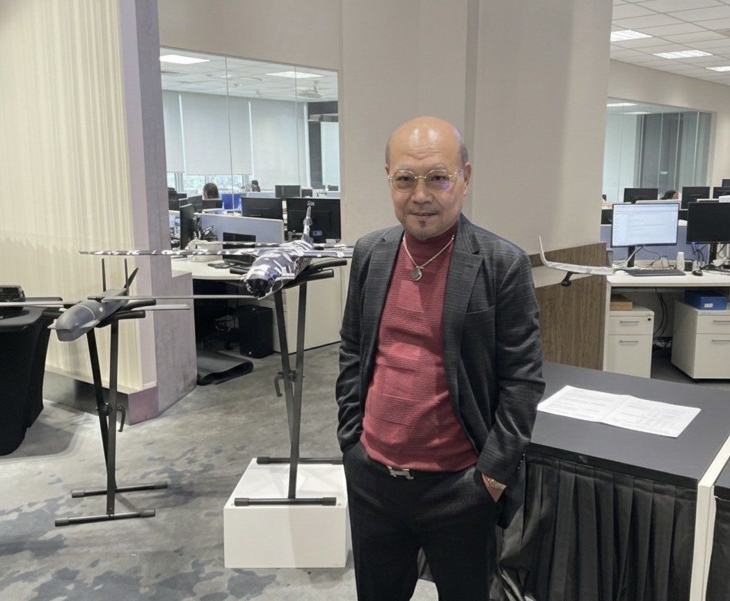 銘旺科技於內部展示空間陳列自主研發無人機機型，相關技術成果近期亦完成實地飛行測試，用以回應外界對研發實力的質疑。（圖/銘旺科技提供）