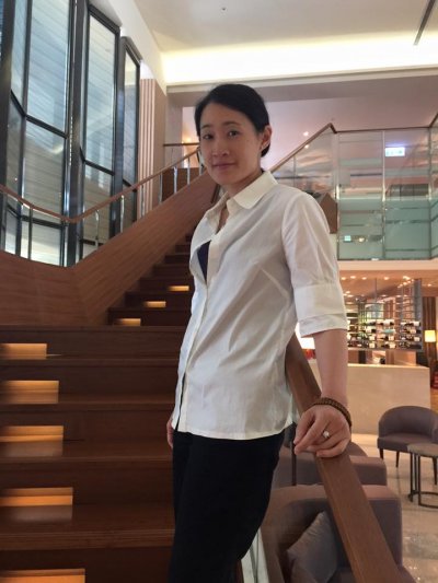 圖3全職媽媽陳宇慧80%時間花在小孩身上 笑稱自己是兼職武俠作家.jpg 圖3全職媽媽陳宇慧80%時間花在小孩身上 笑稱自己是兼職武俠作家.jpg