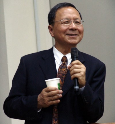 確立「台灣主體意識」的教育走向,是杜正勝在教育史上留下的重大影響,許多讀著依據「同心圓史觀」所修訂的歷史課本長大的鄉民認為,杜正勝以前都被媒體汙名化,他應該是最有台灣主體意識的部長。(取自成功大學) 確立「台灣主體意識」的教育走向,是杜正勝在教育史上留下的重大影響,許多讀著依據「同心圓史觀」所修訂的歷史課本長大的鄉民認為,杜正勝以前都被媒體汙名化,他應該是最有台灣主體意識的部長。(取自成功大學)