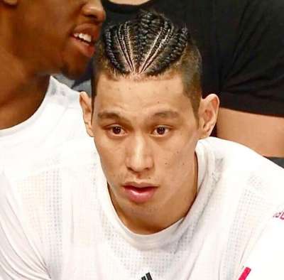 效力美國職籃NBA布魯克林籃網隊的台裔後衛林書豪 ,獲美國網路媒體「只要籃網」評選為籃網年度最佳隊友。(圖/Jeremy Lin 林書豪@facebook) 效力美國職籃NBA布魯克林籃網隊的台裔後衛林書豪 ,獲美國網路媒體「只要籃網」評選為籃網年度最佳隊友。(圖/Jeremy Lin 林書豪@facebook)