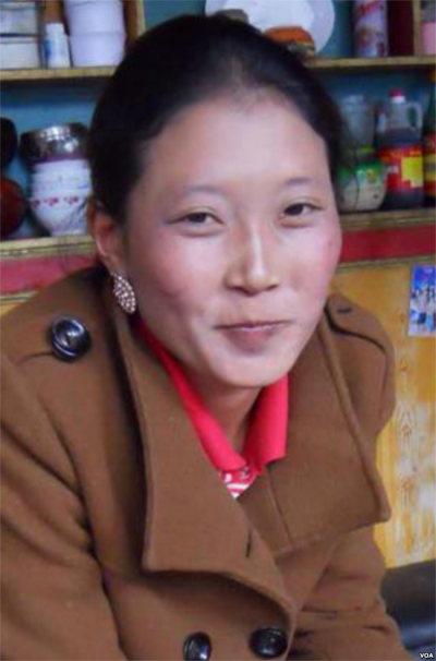 尼瑪拉姆說,如果不是因為舅舅蒙冤,她還會是個平凡的藏族女子。(美國之音藏語組提供) 尼瑪拉姆說,如果不是因為舅舅蒙冤,她還會是個平凡的藏族女子。(美國之音藏語組提供)