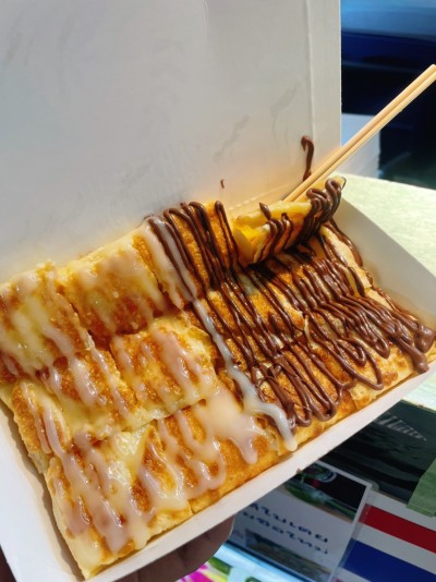 人氣必點的是煉乳、巧克力口味,還有隱藏版的綜合口味。(圖/取自台灣旅行小幫手) 人氣必點的是煉乳、巧克力口味,還有隱藏版的綜合口味。(圖/取自台灣旅行小幫手)