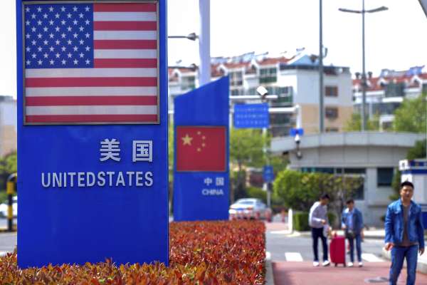 美中新冷戰》兩強爭霸高科技：美國如何防範中國經濟間諜，將決定台灣產業命運