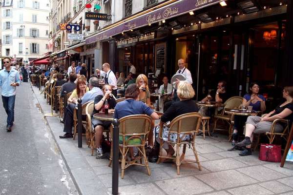 為什麼法國人愛抱怨？「為了好玩才發牢騷」這是他們的社交藝術！