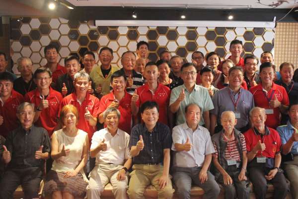 非國防部系統軍人也過軍人節　交大橫跨數代教官相見歡