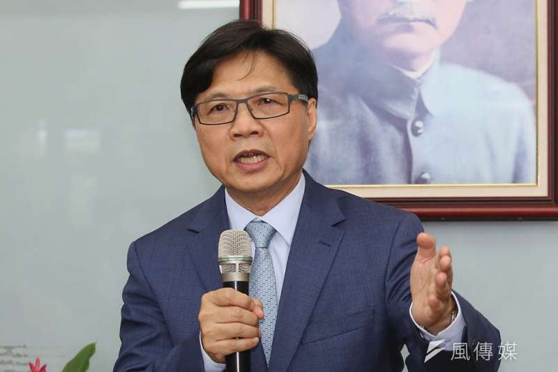 葉俊榮卸任內政部長後,一刻不得閒地赴任教育部。(柯承惠攝) 葉俊榮卸任內政部長後,一刻不得閒地赴任教育部。(柯承惠攝)