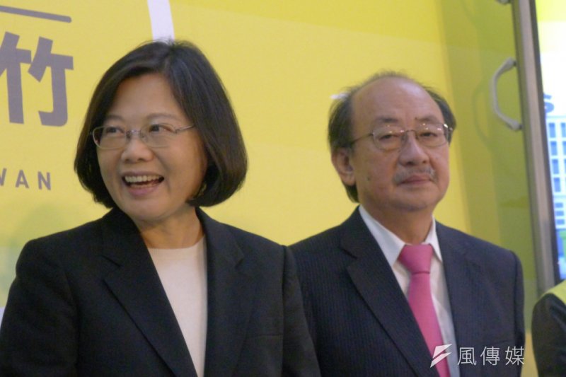 國會改革法案破局,王金平將矛頭指向蔡英文與柯建銘,民進黨中常會則提出聲明表示,讓新民意來參與改革,才能真正推動憲政與國會的改造。(林瑋豐攝)