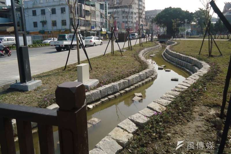 曹公圳整治暨綠美化六期工程完工，鳳山曹公圳護城河全部完整重現。（楊伯祿攝）