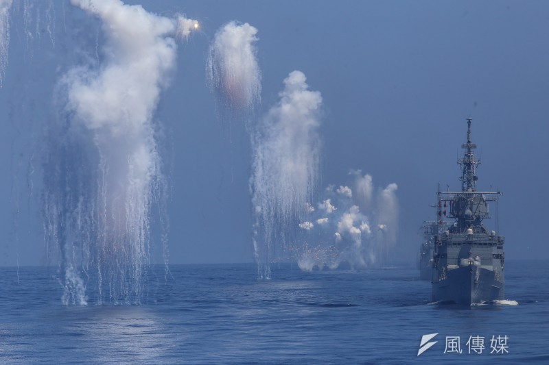 萬一共軍犯台，美軍已難在7天內奪回台海制空權，因此在這7天內，台灣甚至美軍的地面和海上兵力，必須獨自承受來自共軍的空中攻擊。 圖為2014年漢光演習。（資料照，林韶安攝）