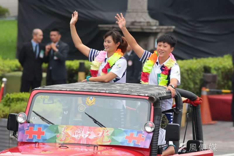 2016-10-10-中華民國105年度國慶典禮-表演團體02-顏麟宇攝 2016-10-10-中華民國105年度國慶典禮-表演團體02-顏麟宇攝