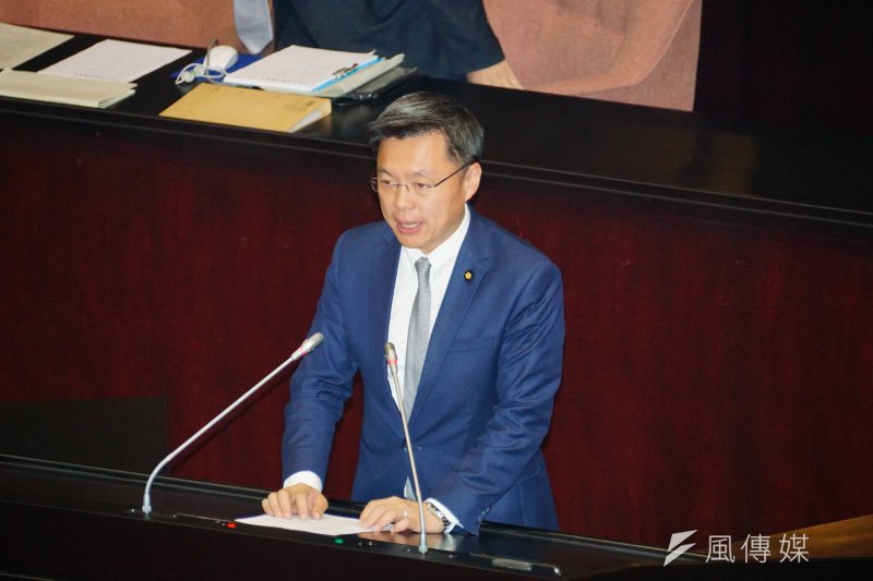 20161223-住宅法修正草案三讀,立委趙天麟發言。(盧逸峰攝) 20161223-住宅法修正草案三讀,立委趙天麟發言。(盧逸峰攝)