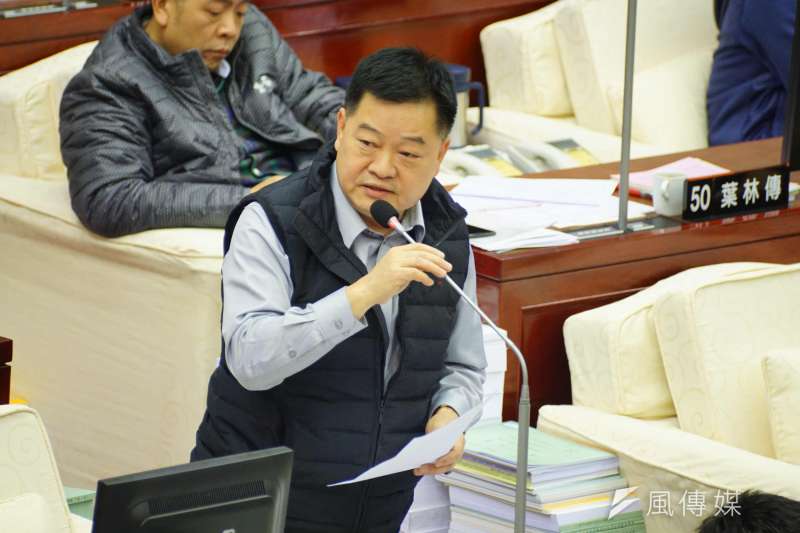 20170109-台北市議會進行總預算表決,議員王孝維代表民進黨發表意見。(盧逸峰攝) 20170109-台北市議會進行總預算表決,議員王孝維代表民進黨發表意見。(盧逸峰攝)