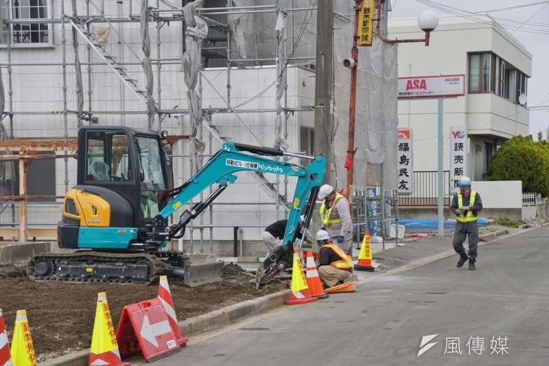 拆除整改、房舍重建的工程，正如火如荼進行著。（盧逸峰攝）