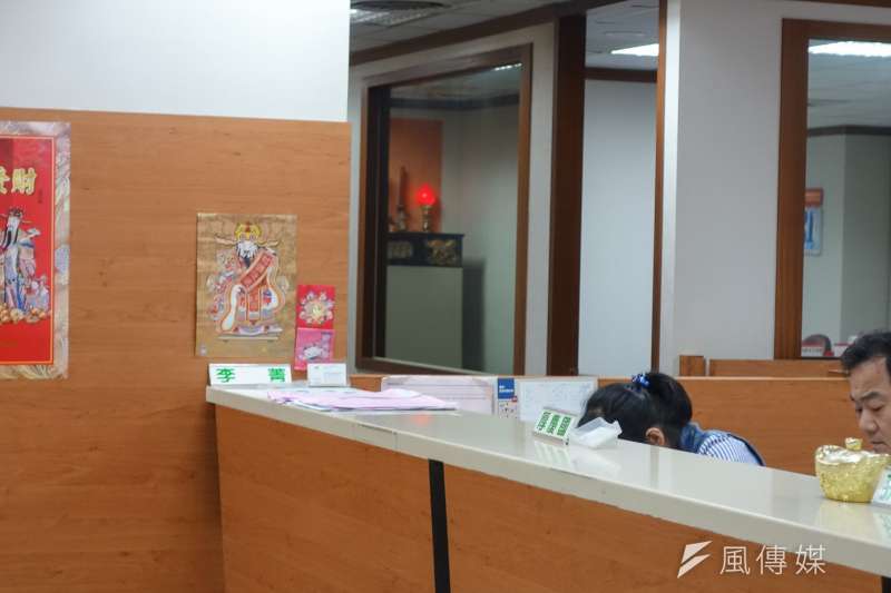 20170512風數據.股市.號子即景.(陳明仁攝) 20170512風數據.股市.號子即景.(陳明仁攝)