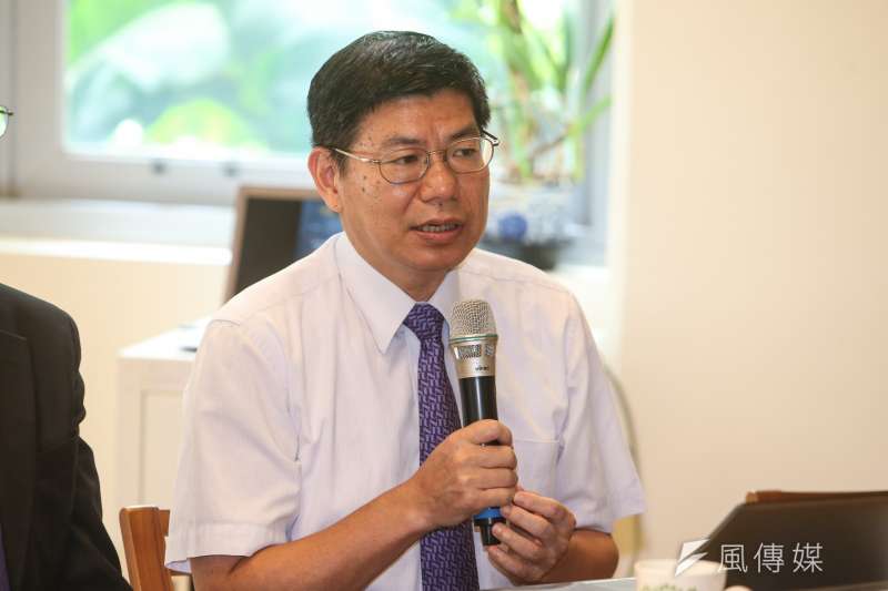 20170725-學界、律師與法律扶助基金會,共同召開「捍衛公衛正義,學界支援RCA工傷集體侵權訴訟」記者會,詹長權 教授,臺灣大學 公共衛生學院副院長(陳明仁攝) 20170725-學界、律師與法律扶助基金會,共同召開「捍衛公衛正義,學界支援RCA工傷集體侵權訴訟」記者會,詹長權 教授,臺灣大學 公共衛生學院副院長(陳明仁攝)