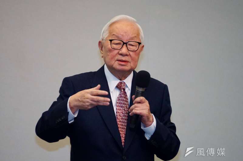 2015年1,台積電董事長張忠謀發表「從台積電辦公室窗外看,還沒看到紅潮。」作者認為,從台積電辦公室窗外看,還沒看到紅潮。似乎應該說2017再3年,還看不到紅潮。(資料照,盧逸峰攝)