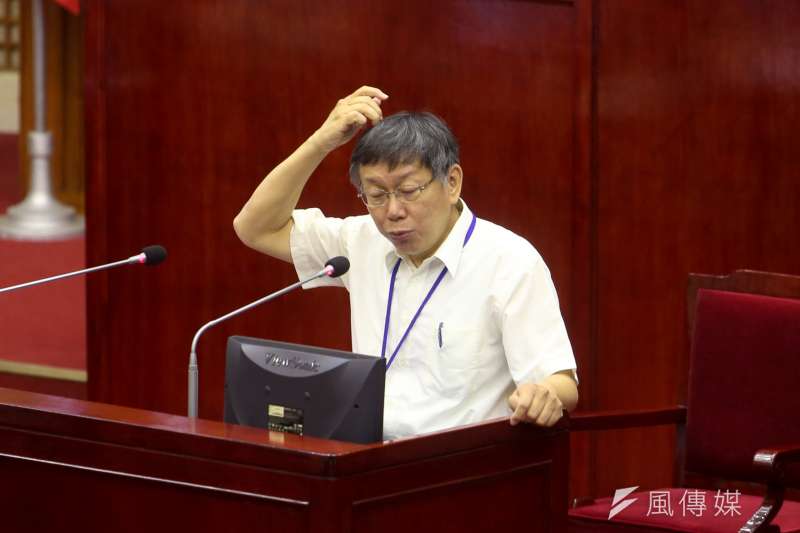 0171016-台北市長柯文哲赴台北市議會專案報告,就北市促參、招商、都更、公宅等面向報告。(陳明仁攝) 0171016-台北市長柯文哲赴台北市議會專案報告,就北市促參、招商、都更、公宅等面向報告。(陳明仁攝)