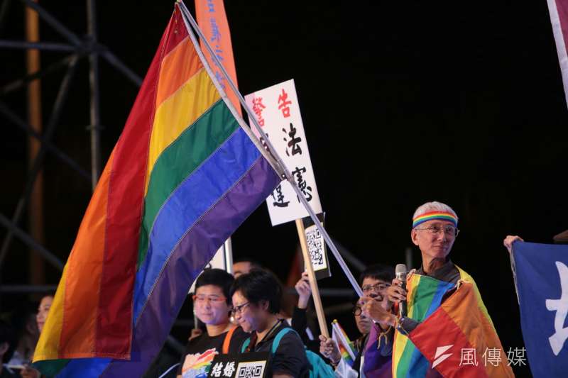 20171028-2017年台灣同志遊行Taiwan LGBT Pride,10月28日盛大登場,晚會上祈家威挺同志。(顏麟宇攝) 20171028-2017年台灣同志遊行Taiwan LGBT Pride,10月28日盛大登場,晚會上祈家威挺同志。(顏麟宇攝)