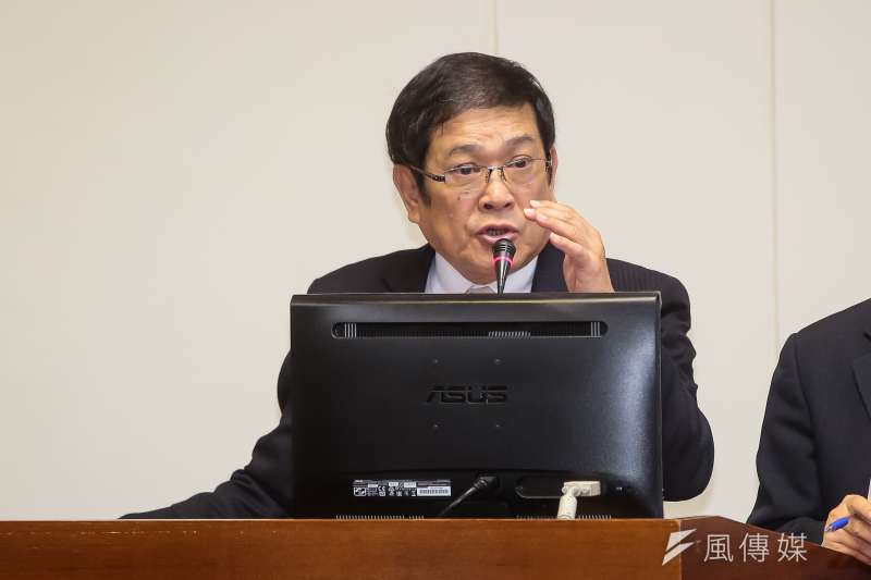 20171207-台電董事長楊偉甫7日於經濟委員會備詢。(顏麟宇攝) 20171207-台電董事長楊偉甫7日於經濟委員會備詢。(顏麟宇攝)