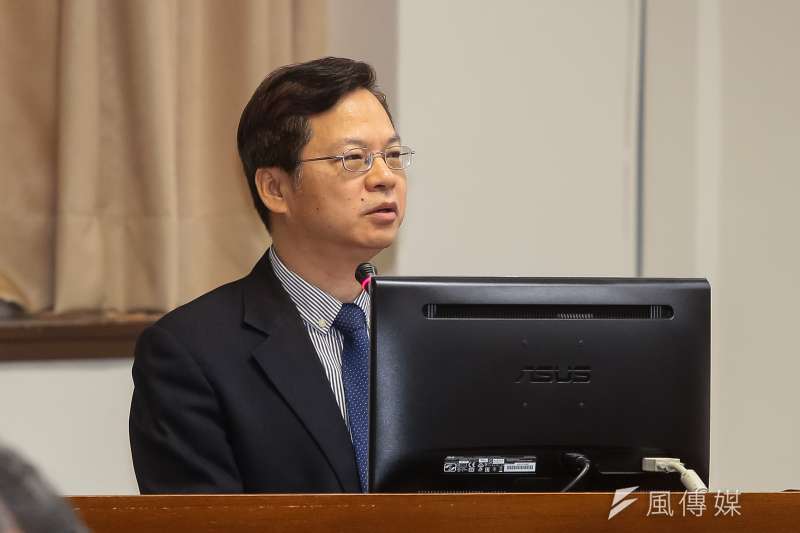 20171207-經濟部次長龔明鑫7日於經濟委員會備詢。(顏麟宇攝) 20171207-經濟部次長龔明鑫7日於經濟委員會備詢。(顏麟宇攝)