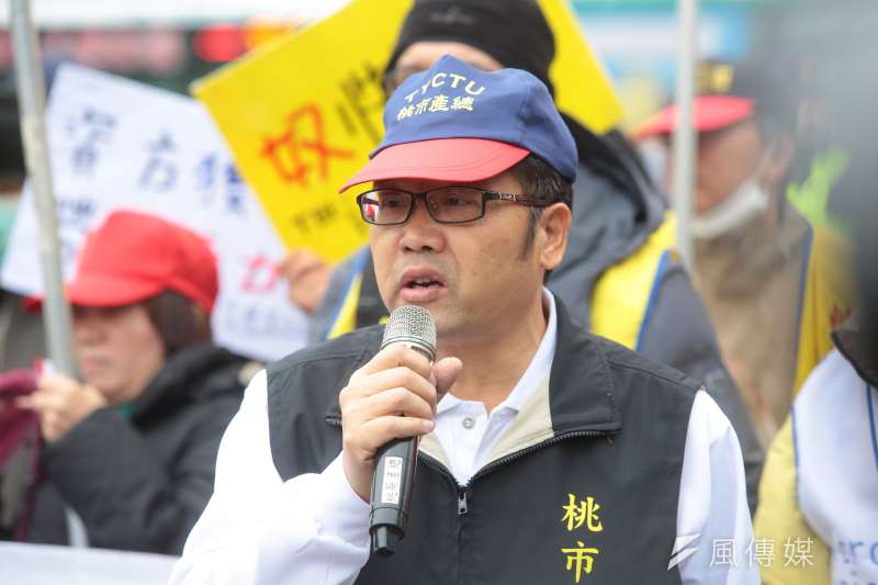 20180109-桃市產總理事長莊福凱9日於凱道前召開「未執政貓哭耗子,上台後鎮壓勞工」記者會。(顏麟宇攝) 20180109-桃市產總理事長莊福凱9日於凱道前召開「未執政貓哭耗子,上台後鎮壓勞工」記者會。(顏麟宇攝)