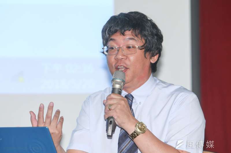 20180520-二二八國家紀念館「從1945-1949年的中國期刊雜誌重新審視二二八與台灣史」講座，由輔大歷史系教授許毓良主講。（陳明仁攝）