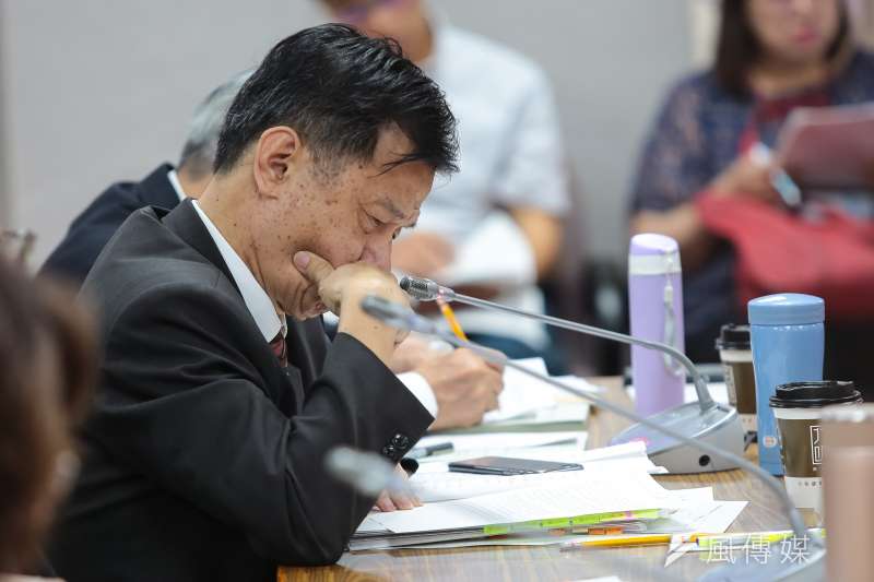 20180530-法務部長邱太三30日出席司法法制委員會備詢。(顏麟宇攝) 20180530-法務部長邱太三30日出席司法法制委員會備詢。(顏麟宇攝)