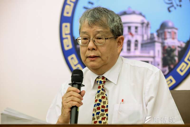 監察委員陳師孟反對因農地退稅案彈劾宜蘭縣長陳金德。(資料照片,顏麟宇攝)