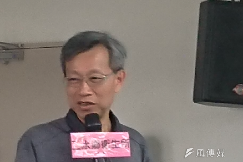 16彰化鄉衛生局長葉彥伯表示,台灣人口急速老化,從獨居老人送餐、送藥到府,到全民化的居家醫療,都是必然的趨勢。(黃天如攝) 16彰化鄉衛生局長葉彥伯表示,台灣人口急速老化,從獨居老人送餐、送藥到府,到全民化的居家醫療,都是必然的趨勢。(黃天如攝)