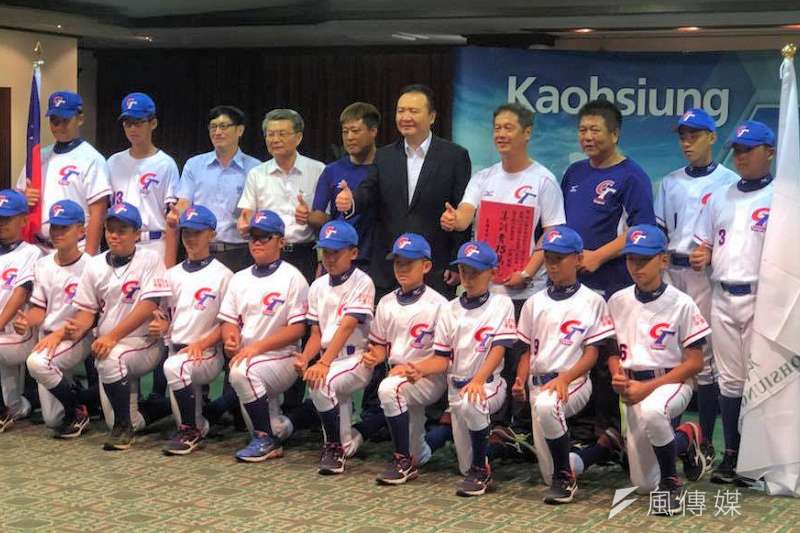 奪世界冠軍中正國小棒球隊教練獲績優教練獎 風傳媒