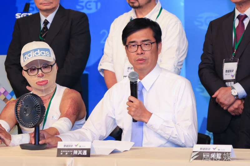 20181119-高雄市長候選人韓國瑜、陳其邁今(19)日於三立電視台舉辦辯論會。(簡必丞攝) 20181119-高雄市長候選人韓國瑜、陳其邁今(19)日於三立電視台舉辦辯論會。(簡必丞攝)