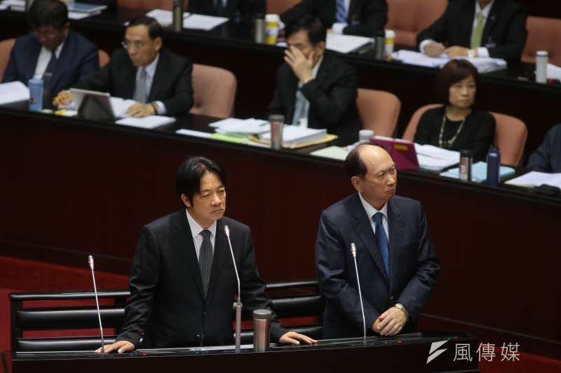 20181127-行政院長賴清德27日於立院進行「1021普悠瑪事故等東部交通輸運問題」專案報告及備詢。(顏麟宇攝) 20181127-行政院長賴清德27日於立院進行「1021普悠瑪事故等東部交通輸運問題」專案報告及備詢。(顏麟宇攝)