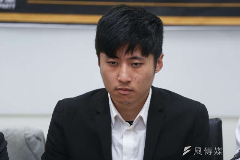 20181224-時代力量「全面啟動議會改革!時力竹竹苗議員參選正副議長」聯合記者會,時代力量苗栗縣議員當選人曾玟學。(陳品佑攝) 20181224-時代力量「全面啟動議會改革!時力竹竹苗議員參選正副議長」聯合記者會,時代力量苗栗縣議員當選人曾玟學。(陳品佑攝)