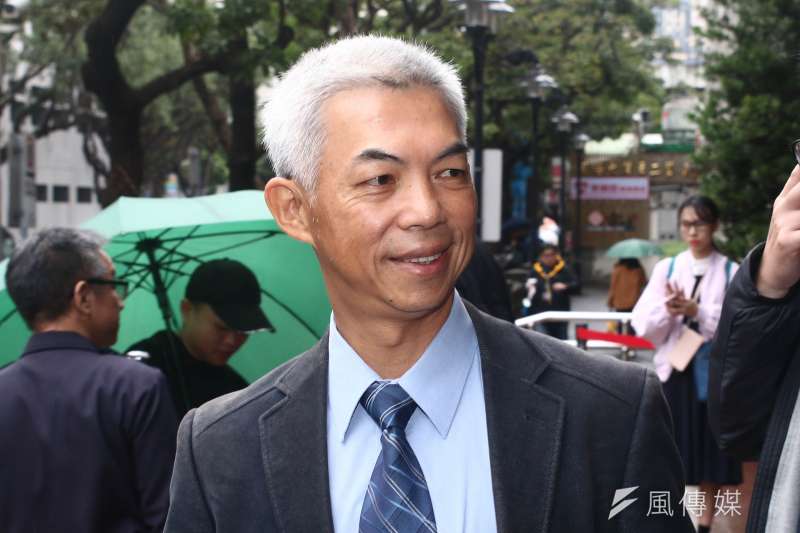 20181225-民間司改會「合議庭心證偏頗,律師團聲請迴避~反黑箱服貿案義務律師團記者會」,圖為律師尤伯祥。(蔡親傑攝) 20181225-民間司改會「合議庭心證偏頗,律師團聲請迴避~反黑箱服貿案義務律師團記者會」,圖為律師尤伯祥。(蔡親傑攝)