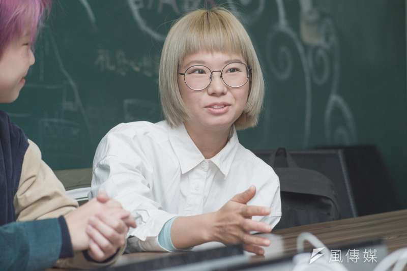 20190126-香港樂團「雞肉蒸蛋餅」專訪,吉他手Soni。(甘岱民攝) 20190126-香港樂團「雞肉蒸蛋餅」專訪,吉他手Soni。(甘岱民攝)