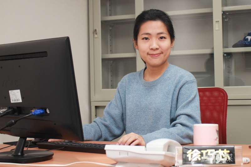 20190129-小超專題配圖-台北市議會今年適逢換屆,63席議員中,有多達19位新人,當中有不少新科議員都是年輕人,30歲以下的更有5位。國民黨台北市議員徐巧芯。(方炳超攝) 20190129-小超專題配圖-台北市議會今年適逢換屆,63席議員中,有多達19位新人,當中有不少新科議員都是年輕人,30歲以下的更有5位。國民黨台北市議員徐巧芯。(方炳超攝)