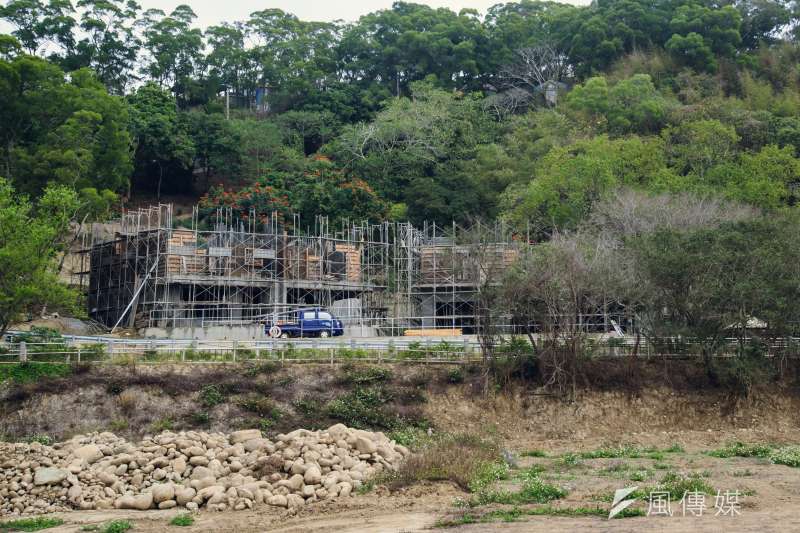 20190219-苗栗石虎專題,山坡旁正在興建的農舍。(甘岱民攝) 20190219-苗栗石虎專題,山坡旁正在興建的農舍。(甘岱民攝)