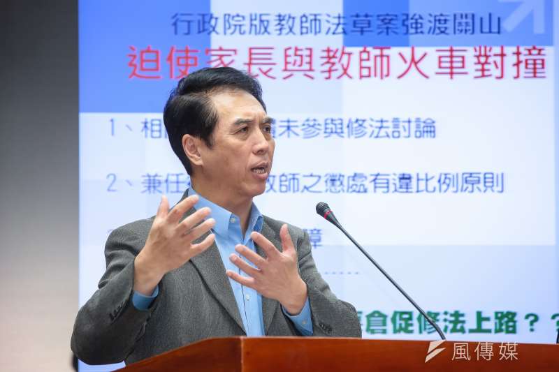20190415-國民黨立委陳學聖15日於立院教育委員會針對「行政院版教師法草案」質詢。(顏麟宇攝) 20190415-國民黨立委陳學聖15日於立院教育委員會針對「行政院版教師法草案」質詢。(顏麟宇攝)