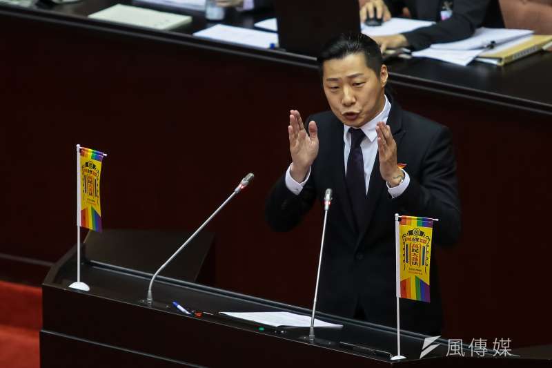 20190517-時代力量立委林昶佐17日於院會發言。(顏麟宇攝) 20190517-時代力量立委林昶佐17日於院會發言。(顏麟宇攝)