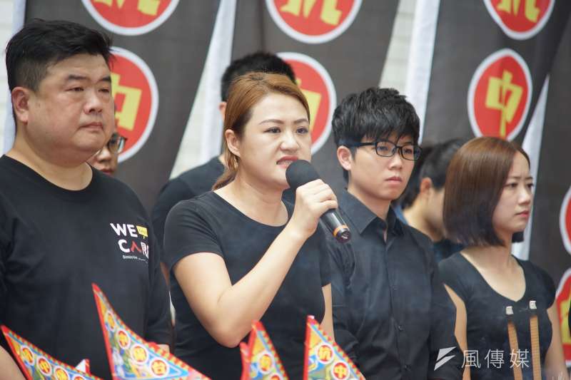 20190815-高雄市議員高閔琳(左二)出席「NCC普渡,普渡NCC」活動。(盧逸峰攝) 20190815-高雄市議員高閔琳(左二)出席「NCC普渡,普渡NCC」活動。(盧逸峰攝)