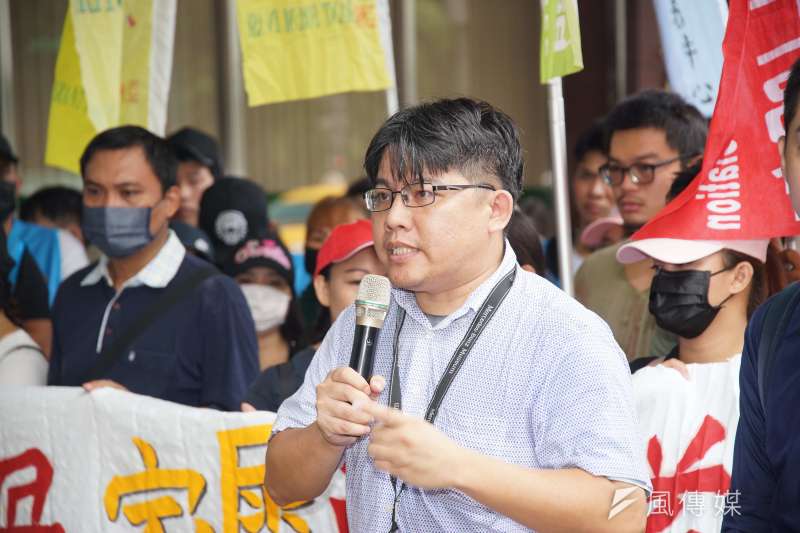 20190916-台灣移工聯盟「職災是人禍,家屬要公道 」記者會,律師邱顯智發言。(盧逸峰攝) 20190916-台灣移工聯盟「職災是人禍,家屬要公道 」記者會,律師邱顯智發言。(盧逸峰攝)
